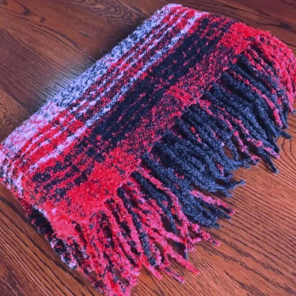 Lovely Canadiana Buffalo Plaid Scarf Blanket Red, Black & White - Picture 5 of 8